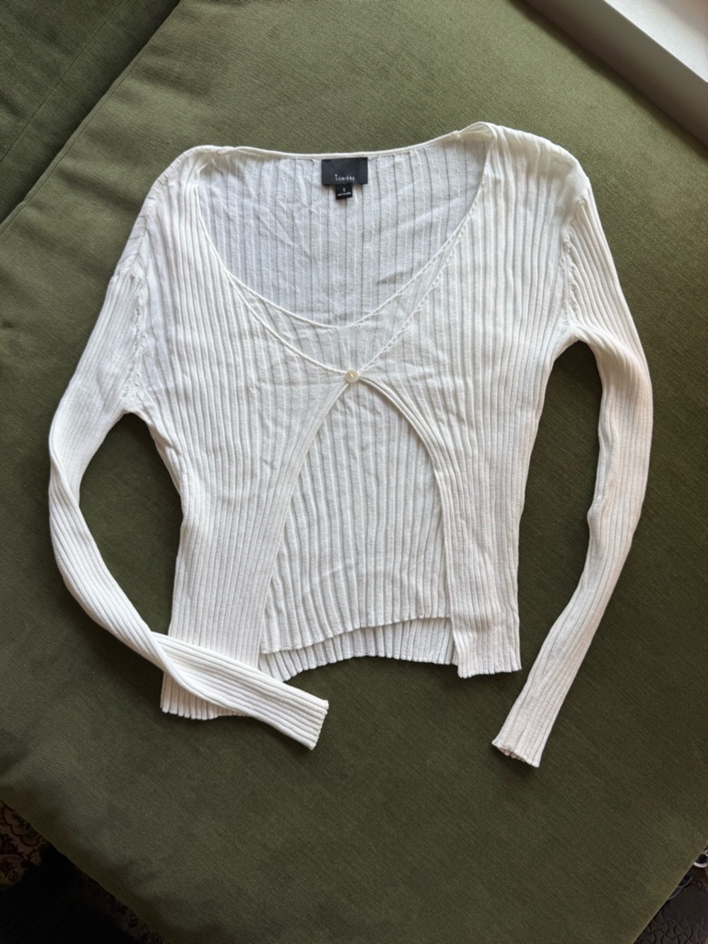 Lumiere White Ribbed Knit Long-Sleeve Sweater